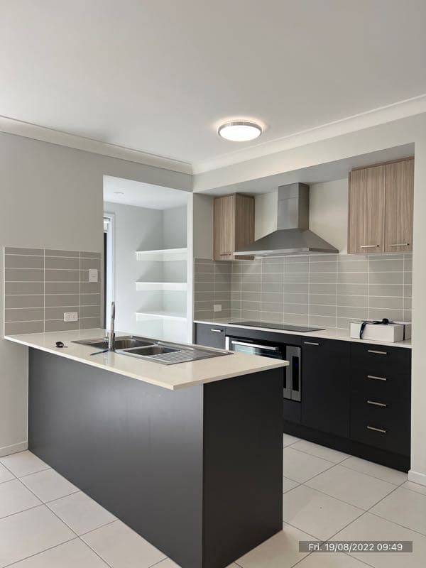 Modern Family Living in a Convenient Logan Reserve Location
