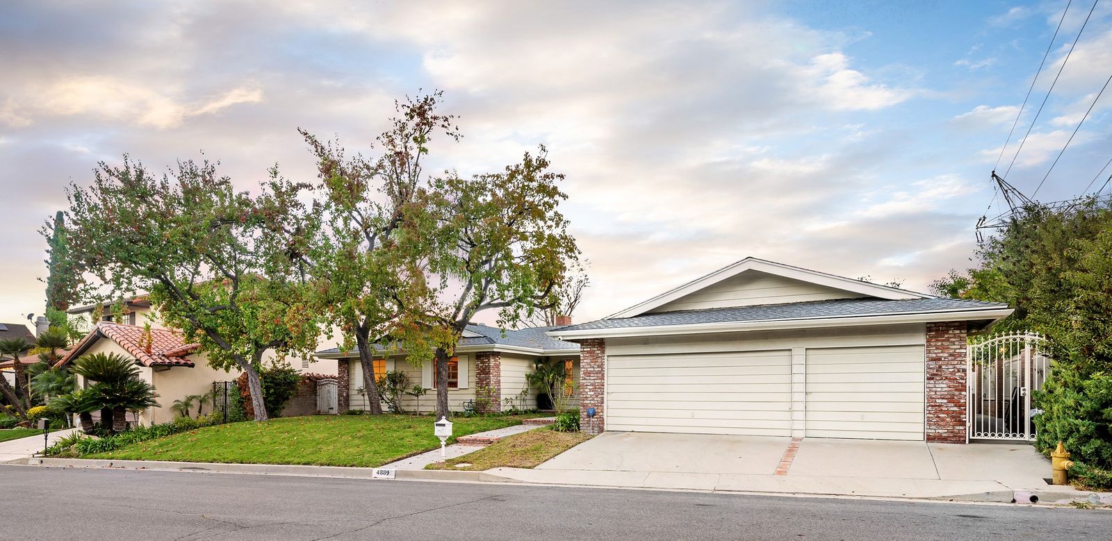 Investment Property Sunshine Coast: Complete Buyer's Guide